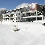 Aparthotel & Oberhofer 4*