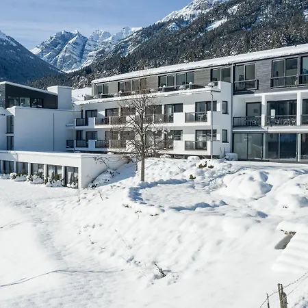 & Oberhofer Appart hôtel 4*