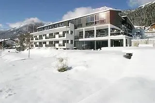 Apart-hotel & Oberhofer 4*