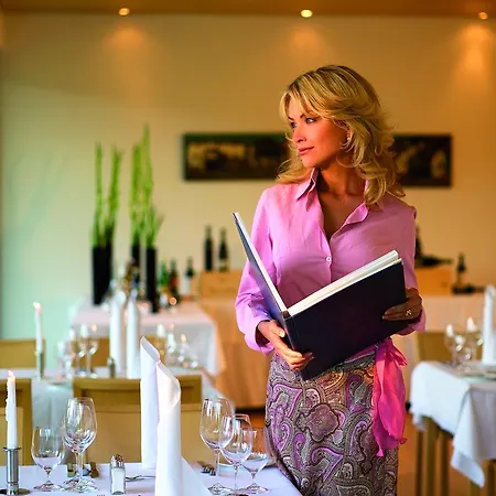 & Oberhofer 4* 施图拜河谷泰尔夫斯